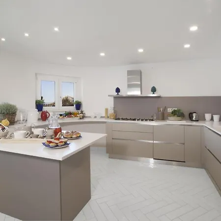 - Ligea * 산트아구타수이두에골피