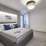 فيلة - Ligea SantʼAgata sui Due Golfi